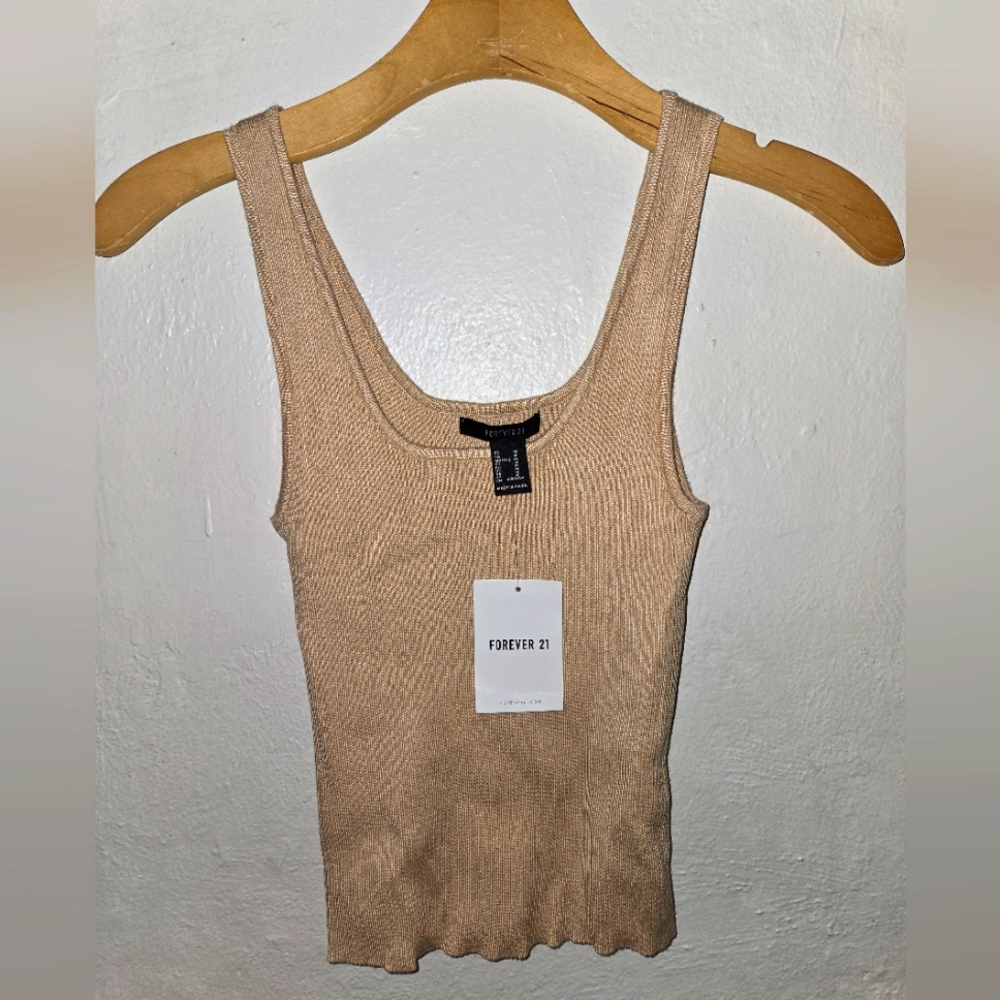 Women's Top